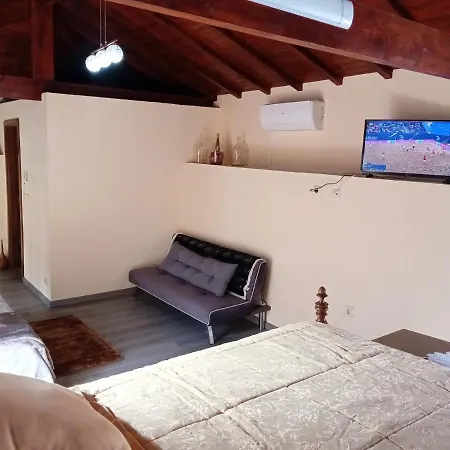 O Cantinho Da Laura Holiday home *